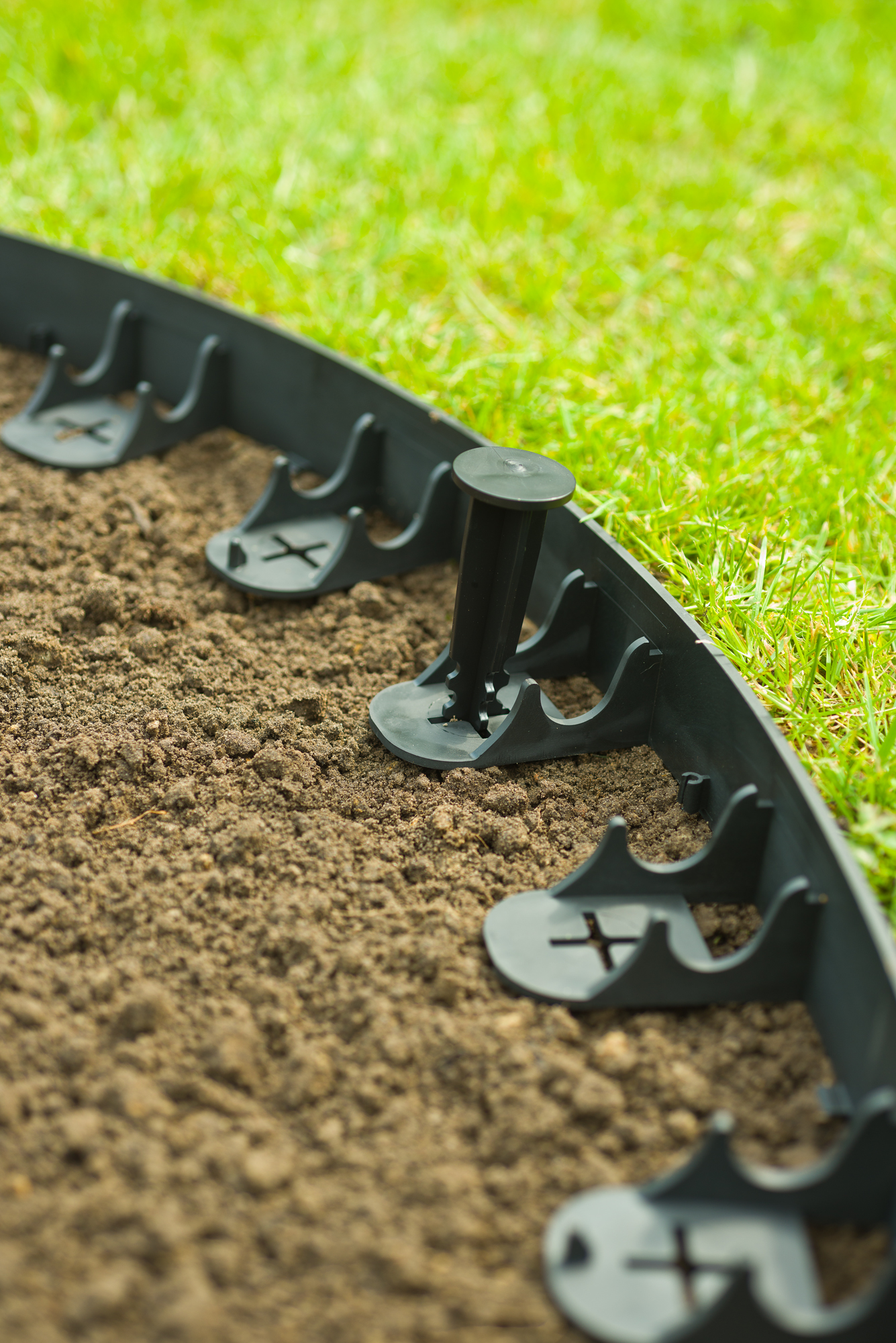 Grasranden incl. 16 Grondpennen zwart 4 stuks H4.5x4m