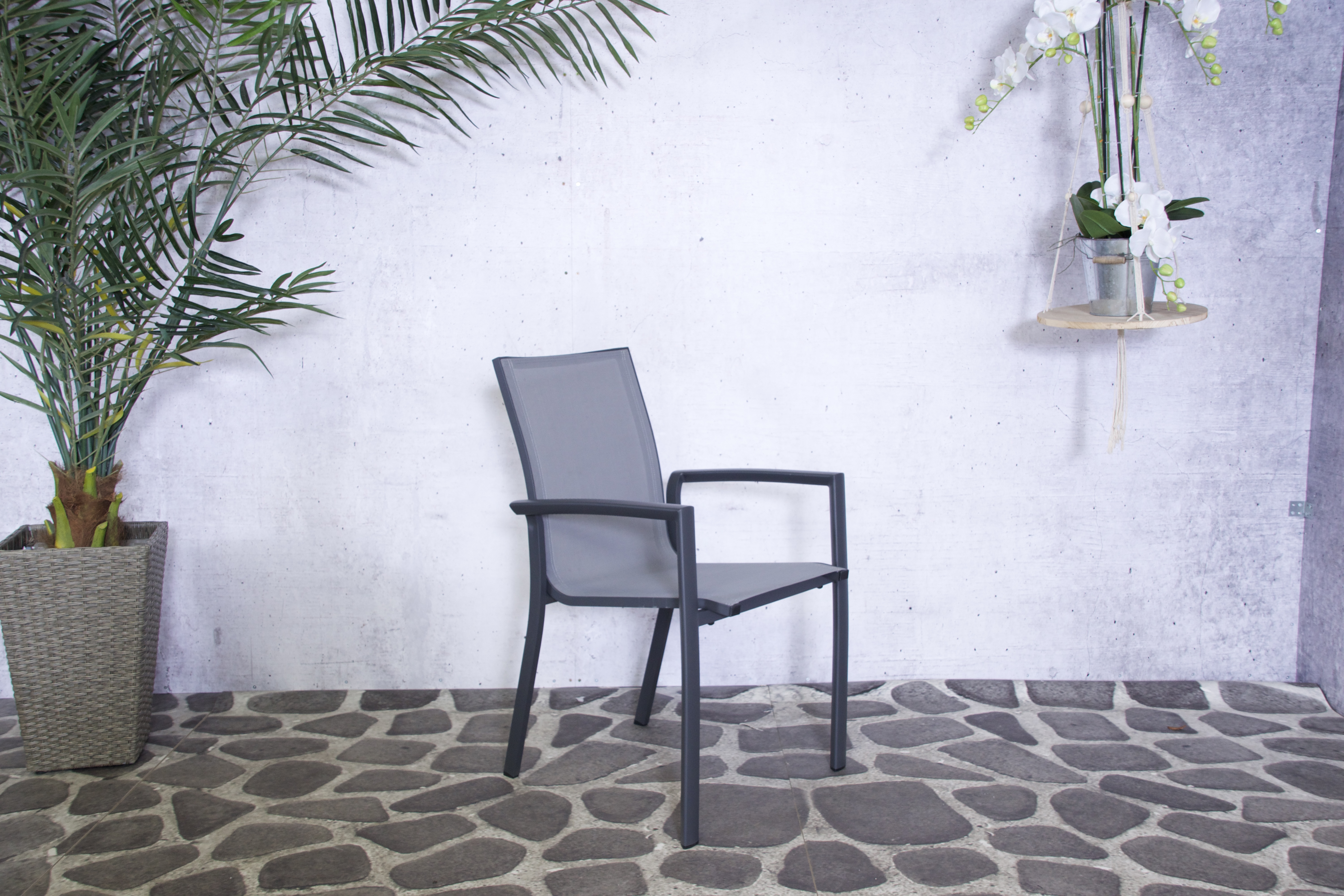 Judith stacking chair