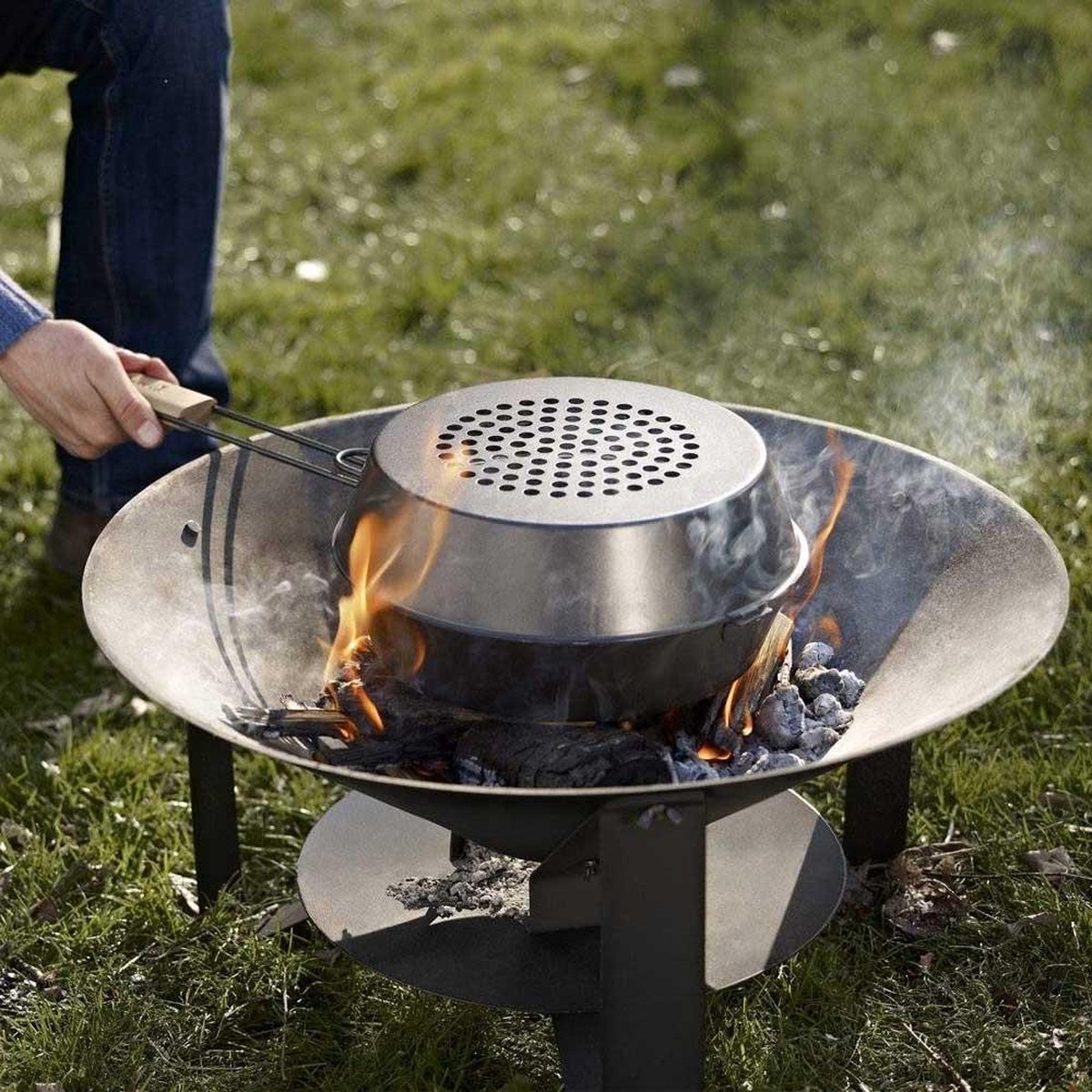 BBQ Pan met deksel en handvat