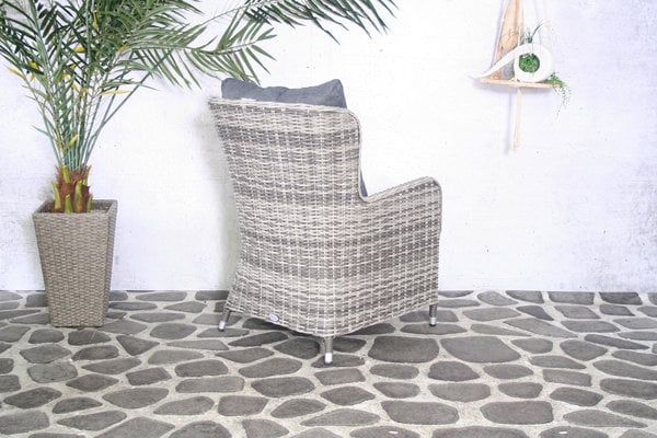 Silvia wicker chair