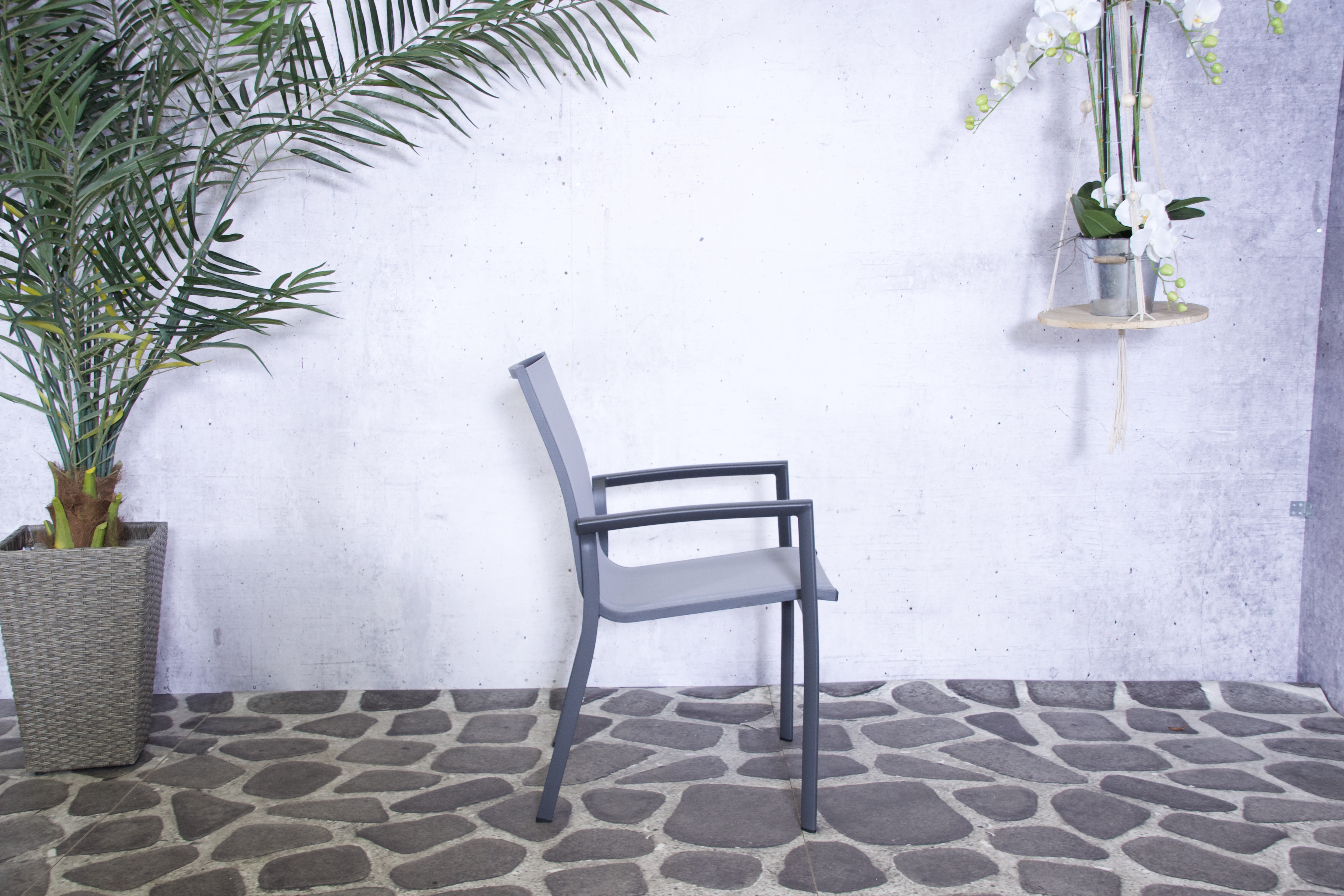 Judith stacking chair
