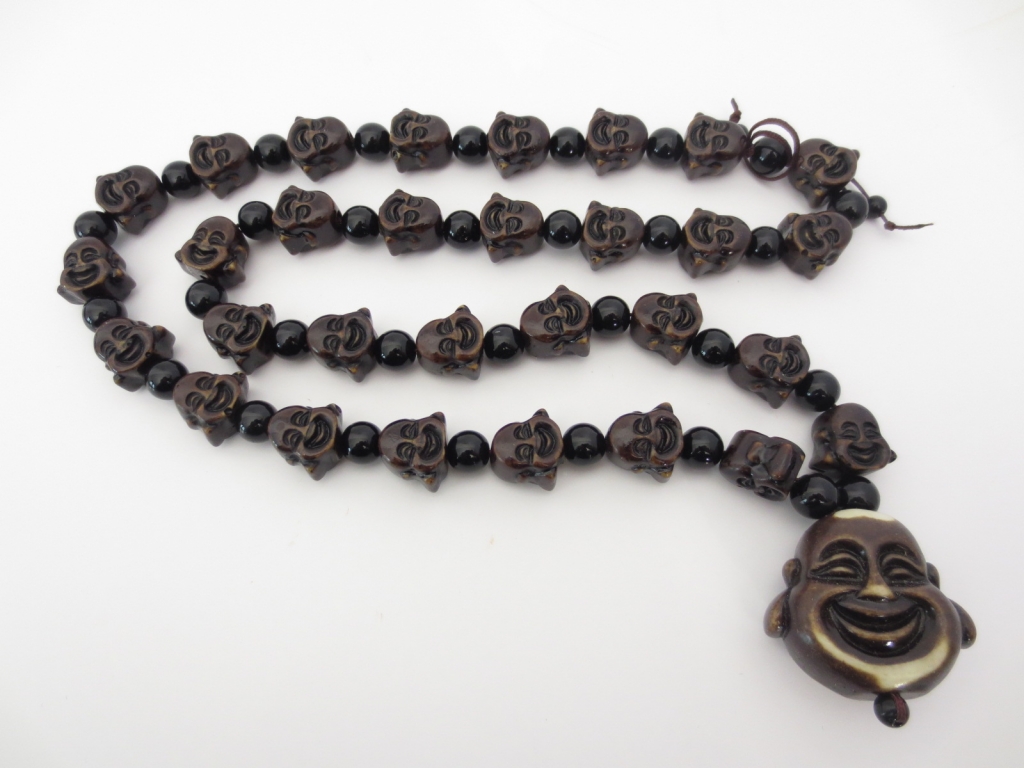 Bruin lachende boeddhahoofd ketting