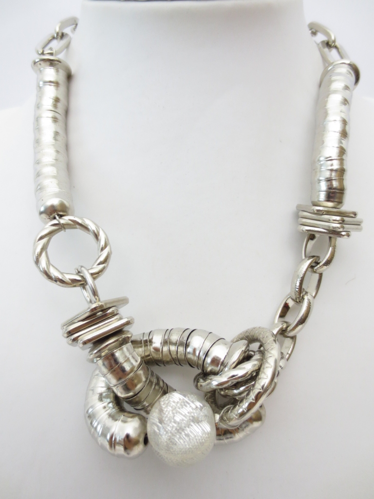 een knoop ketting