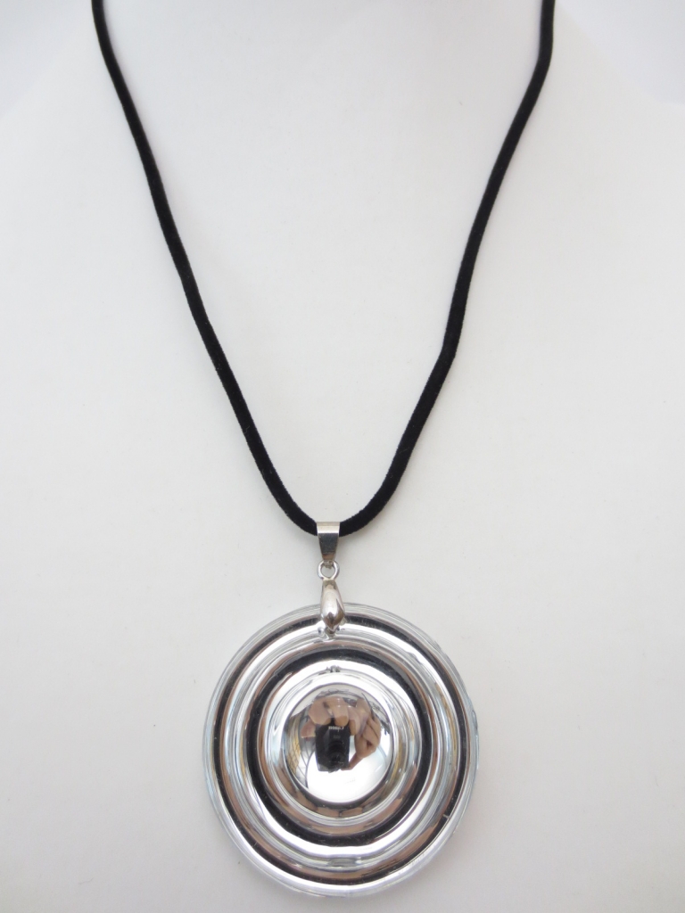 ronde hanger ketting met cirkels transparant en zilver