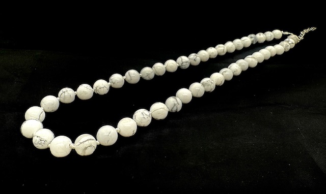 0,8cm steen kralen ketting howlite
