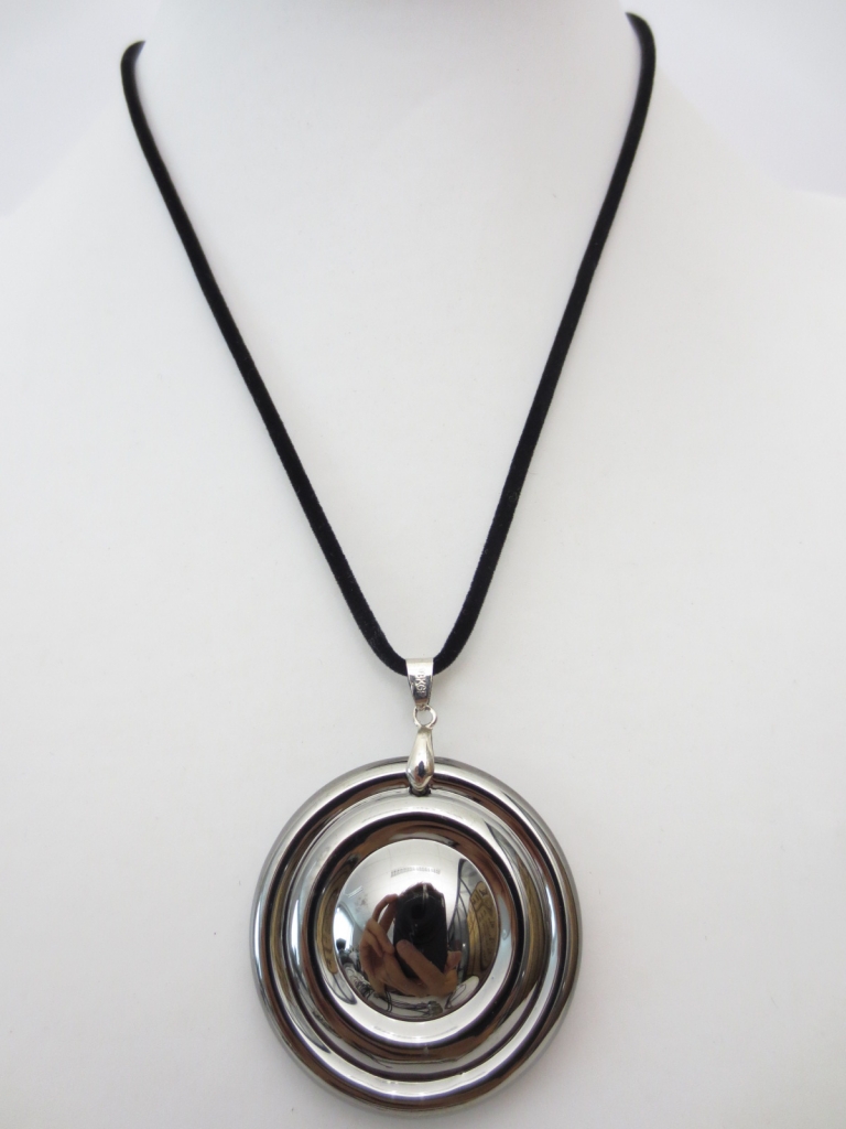 ronde hanger ketting met cirkels zwart