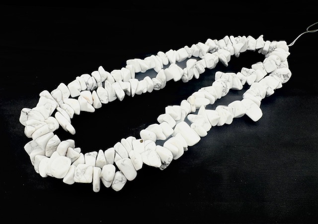 Edelsteen ketting 90cm Howlite White
